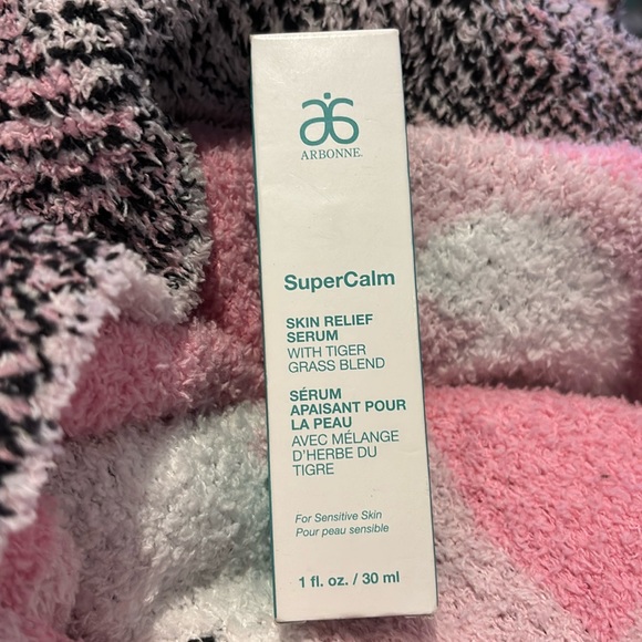 Arbonne supercalm serum - Picture 1 of 1